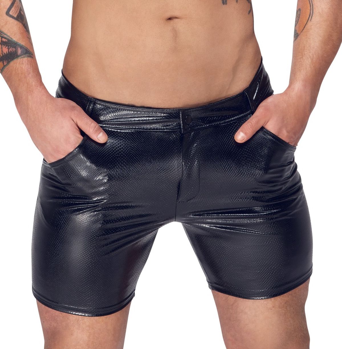 Shorts i slangeskindslook